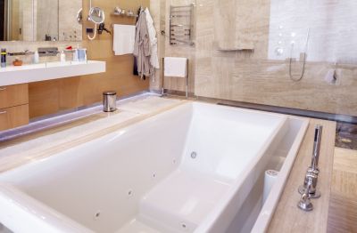 Elegant Bathtub Setup
